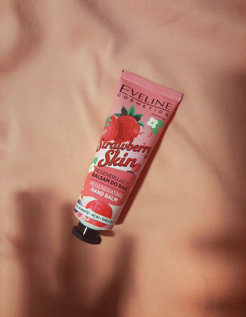 Eveline Cosmetics Strawberry Skin